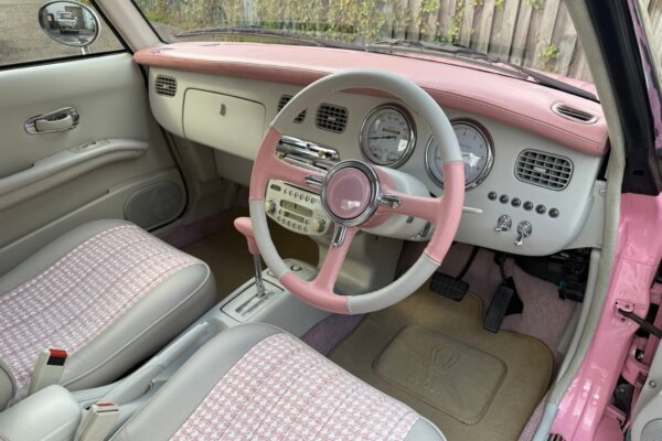 nissan-figaro-hellrosa- 1